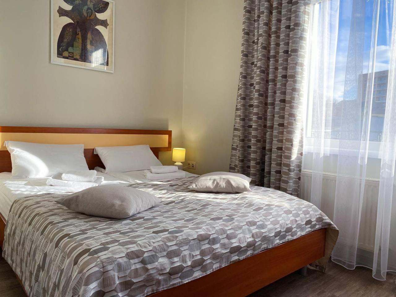 Hotel Europa Truskavets Ngoại thất bức ảnh