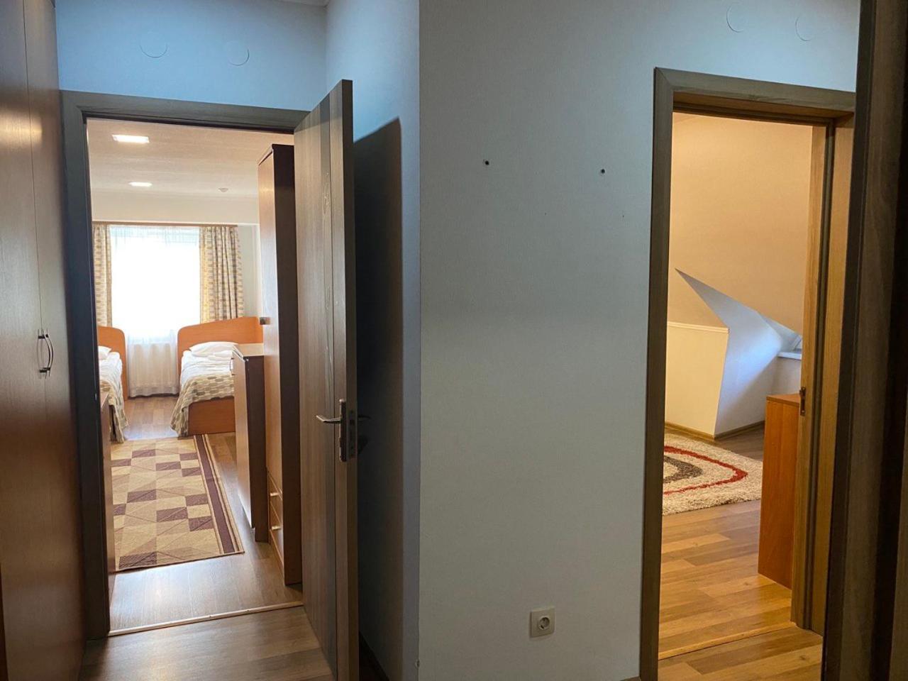 Hotel Europa Truskavets Ngoại thất bức ảnh