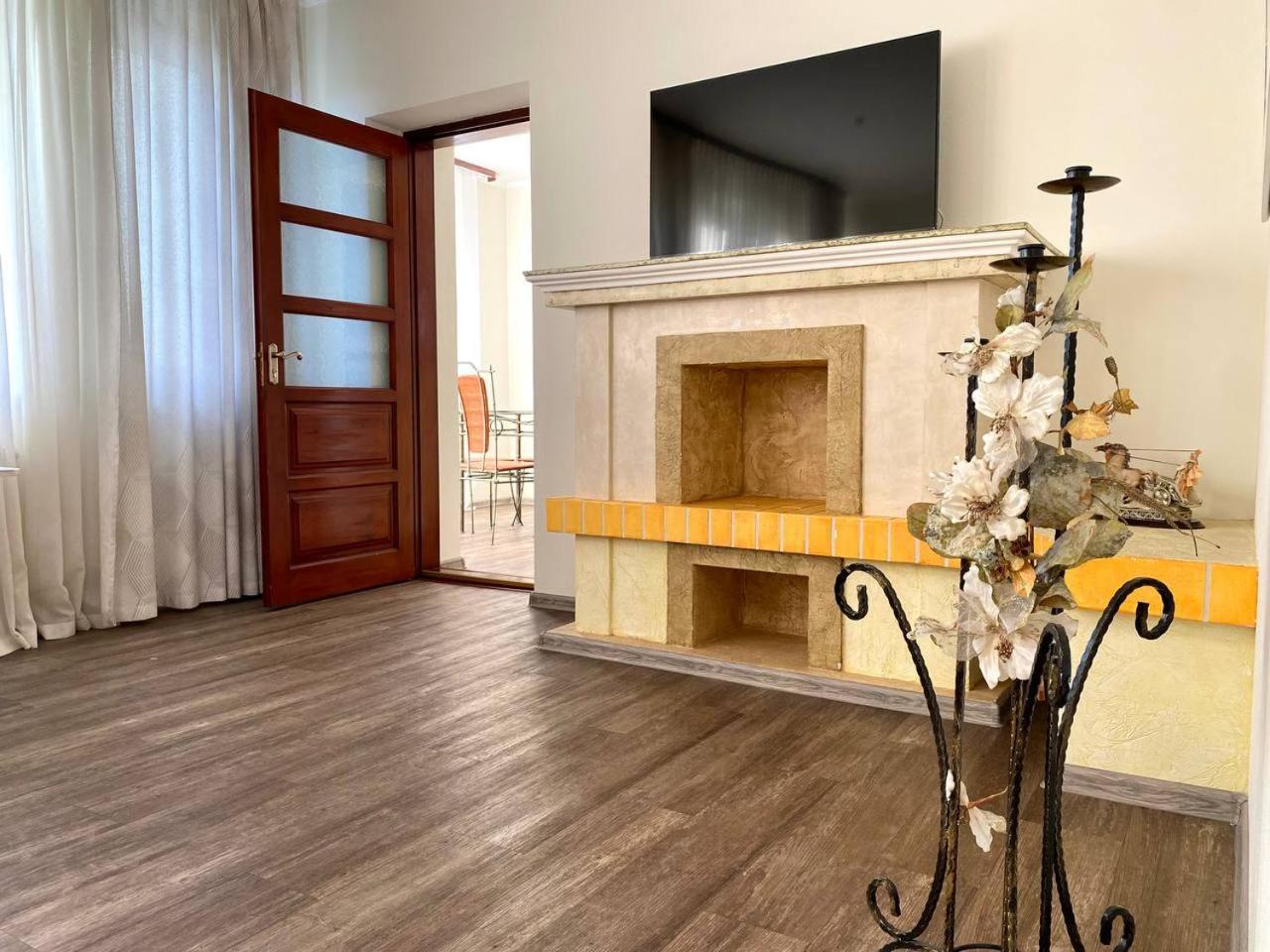 Hotel Europa Truskavets Ngoại thất bức ảnh