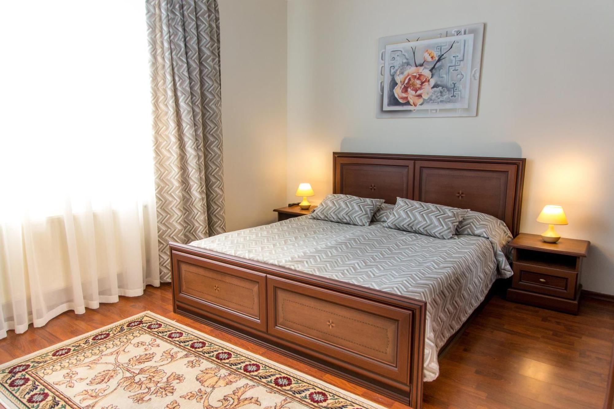Hotel Europa Truskavets Ngoại thất bức ảnh