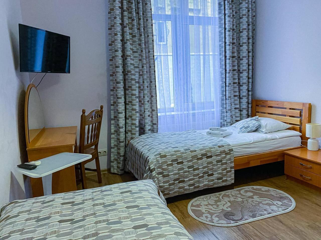 Hotel Europa Truskavets Ngoại thất bức ảnh