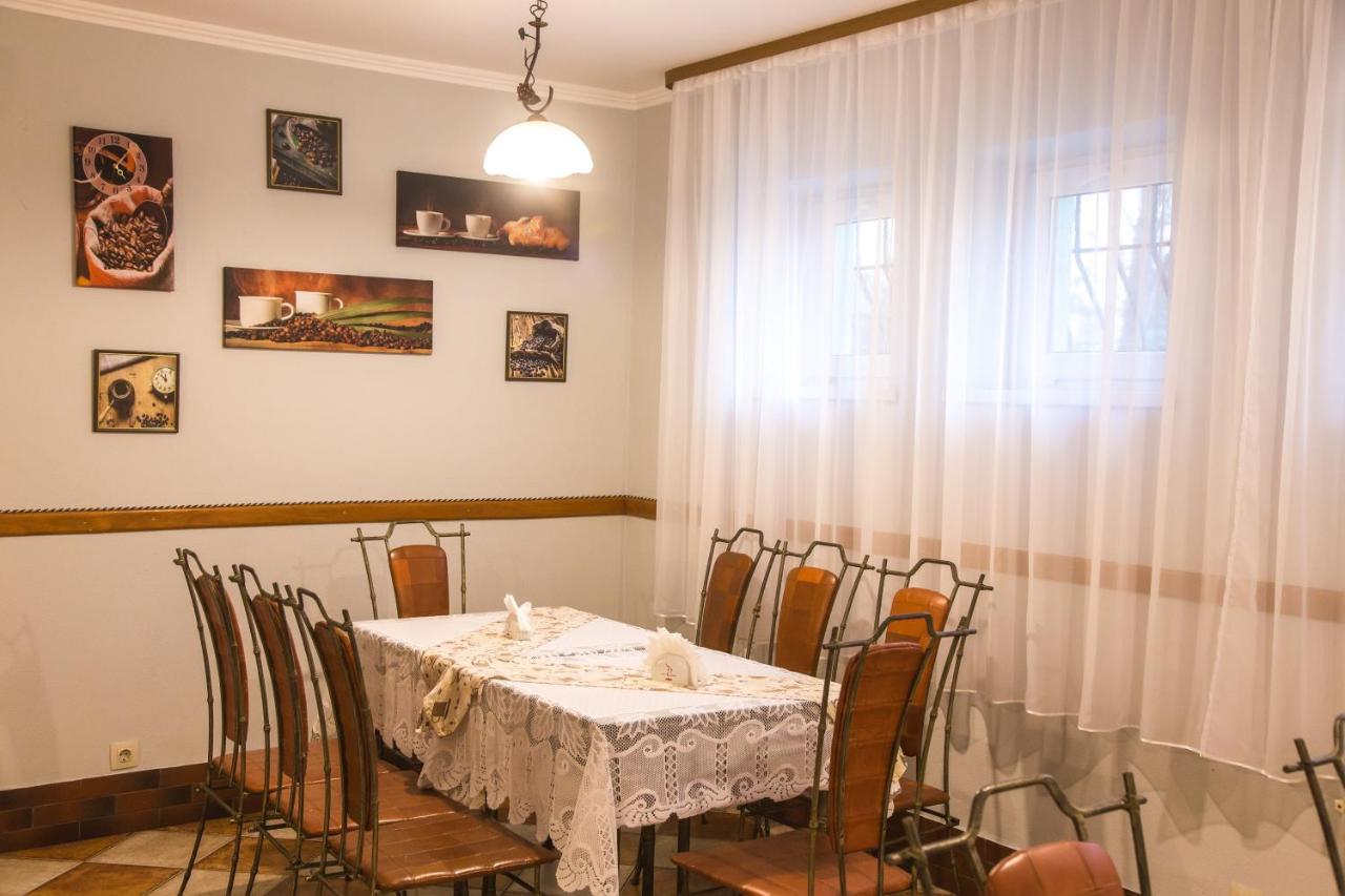 Hotel Europa Truskavets Ngoại thất bức ảnh