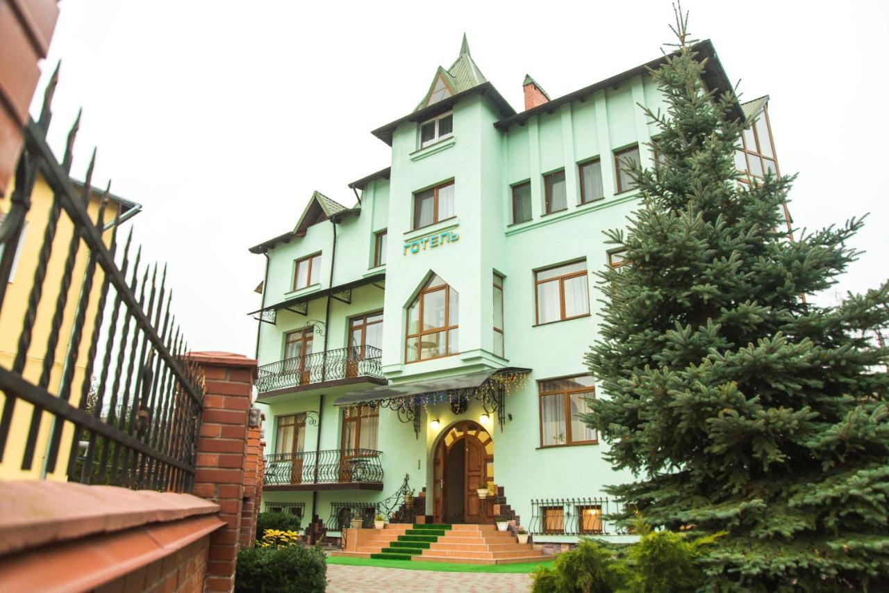 Hotel Europa Truskavets Ngoại thất bức ảnh